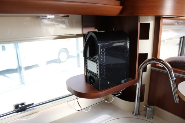 Carthago Chic E Line I 50 Yachting Fiat ocasi&oacute;n 05-2017 transmisi&oacute;n autom&aacute;tica Sistema de nivel (120 foto: 54