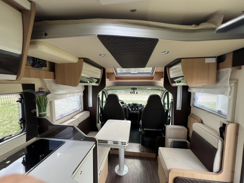 McLouis MC4 281 Queens-Bett und Hubbett Foto: 13