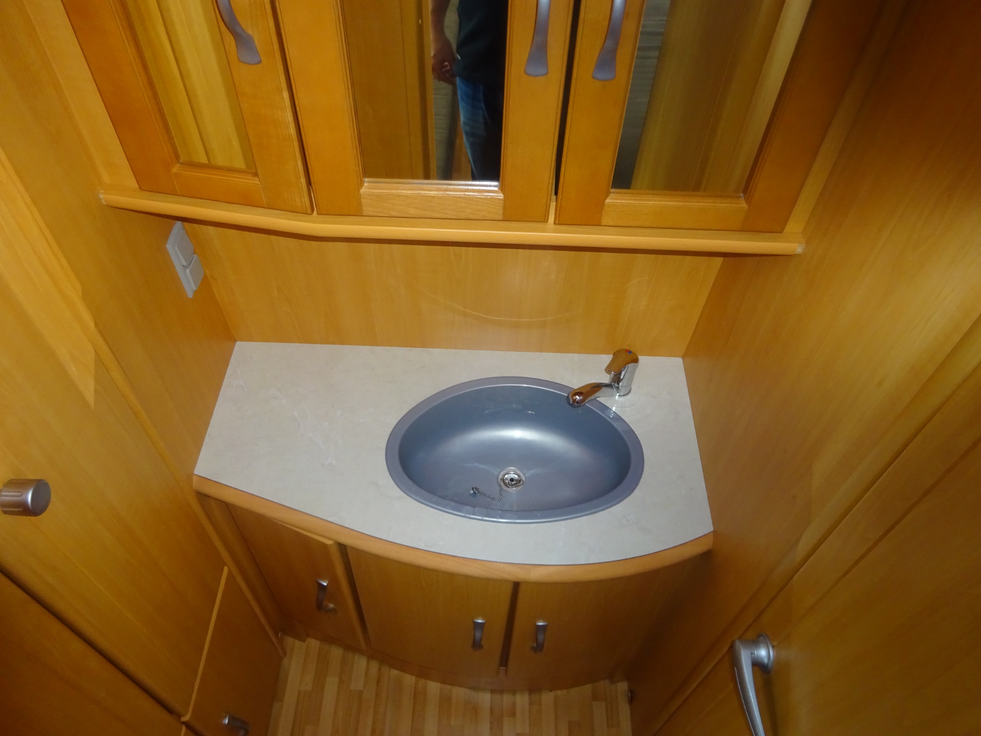 Lmc Munsterland 520 HTE Enkele Bedden+Mover+Luifel foto: 11