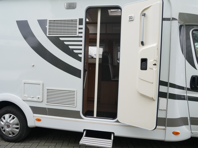 CAPRON Orangecamp T700, Distribuci&oacute;n espaciosa, Cama transversal, Garaje XL foto: 21