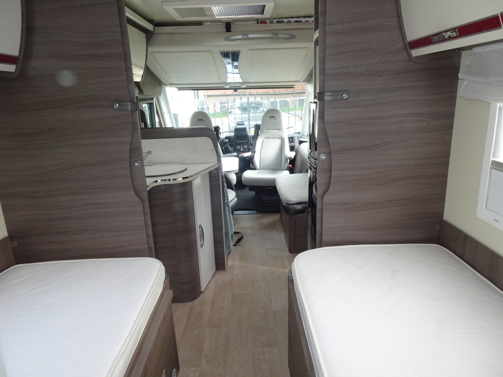 MC LOUIS NEVIS 75 Diamond foto: 3
