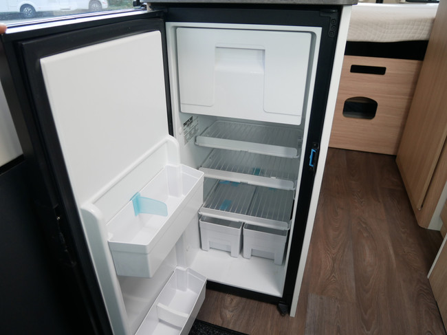 Sunlight Cliff 600 XV, autocaravana de 6 metros, 140 CV, Euro 6!! foto: 14