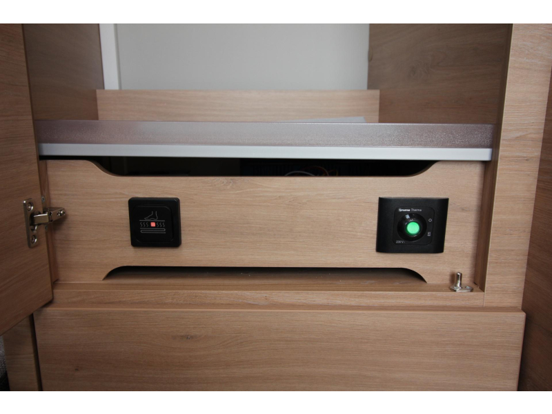 Knaus Sudwind Black Selection 500 EU Enkele bedden & rondzit!  foto: 17
