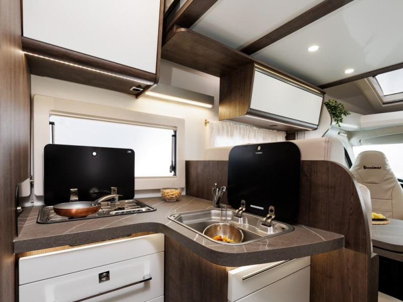 Benimar Tessoro 496 NU MET €15.000 KORTING  foto: 10