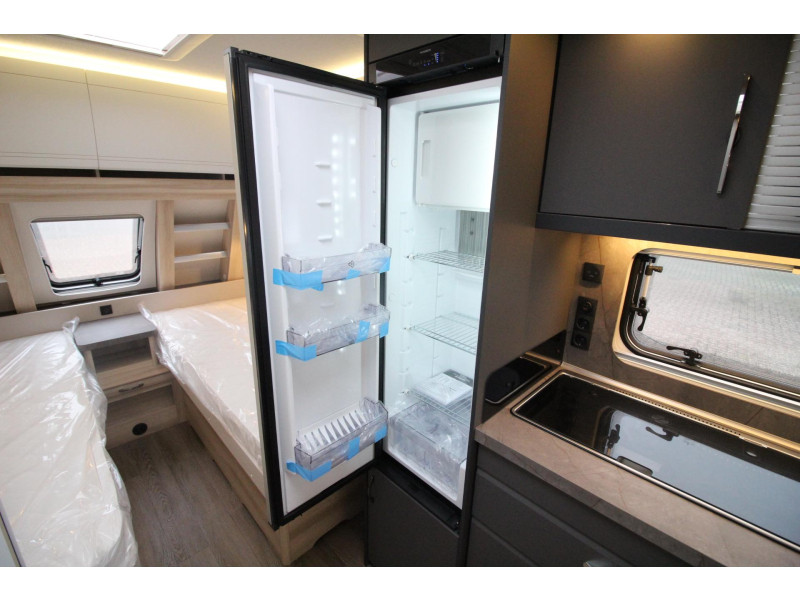 Hobby De Luxe 495 UL &iexcl;Camas individuales y asiento redondo! foto: 12