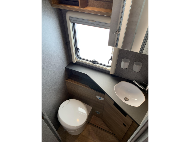Dethleffs Trend T 7057 EB -flat floor-advantage photo: 13