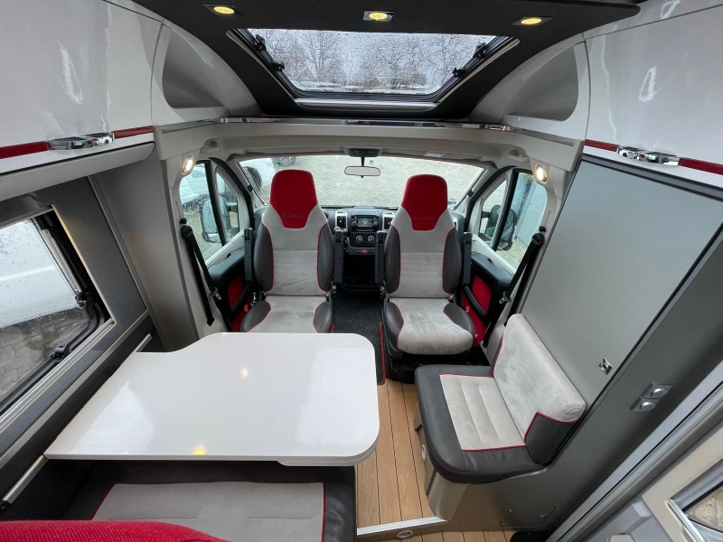 Adria Elios Adria Elios XCS Queensbed  foto: 5