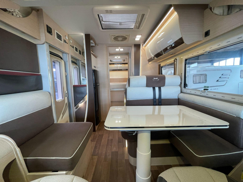 McLouis Nevis 79 G Queensbed Hefbed  foto: 10