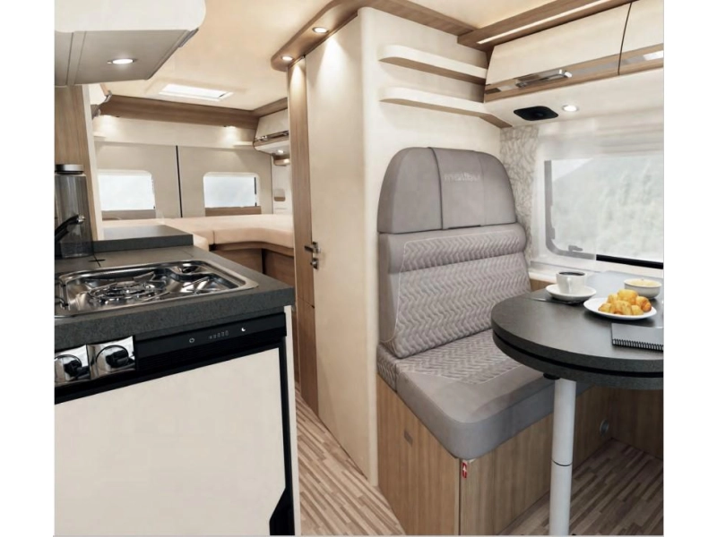 Malibu First Class Two Room 640 LERB L&auml;ngsbetten, Automatik Foto: 3