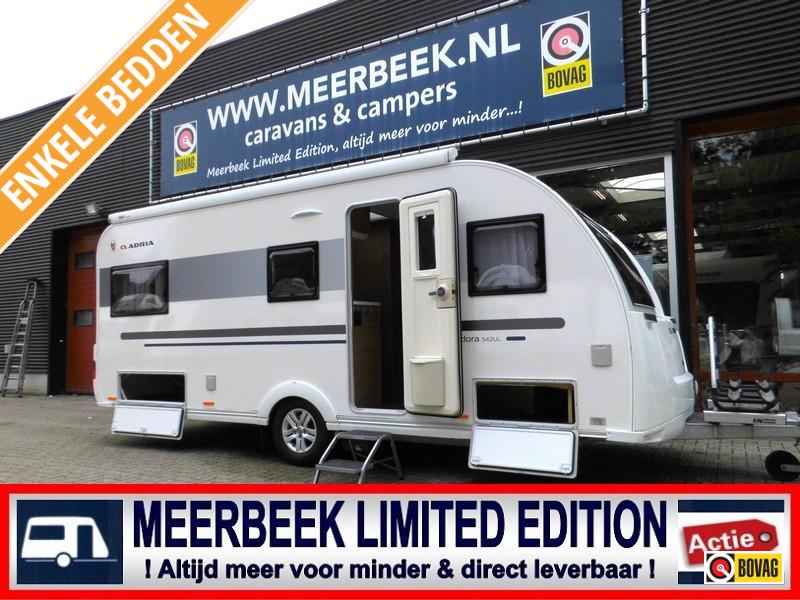 Adria Coral S 660 SL BJ 2010 Single beds