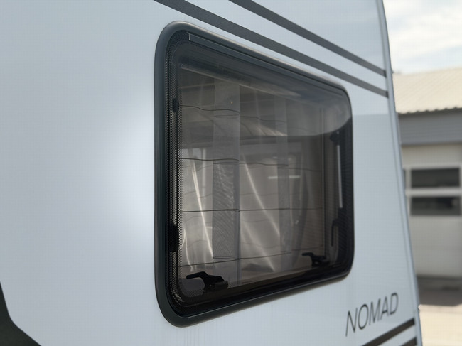 Dethleffs Nomad 460 EL photo : 3