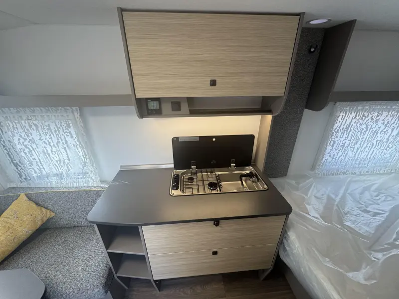 NÄCHSTES 380 Foto: 6