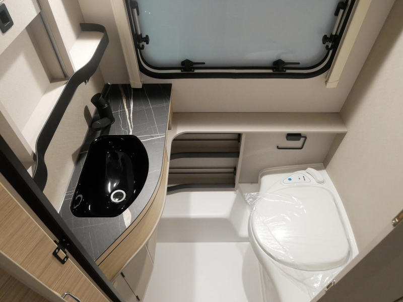 Eriba Touring 542 MOVER GRATUIT photo : 12