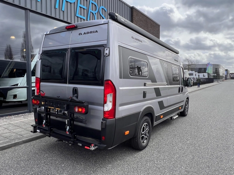 Adria Twin 640 SLB 60 YEARS AUTOMAAT  foto: 7