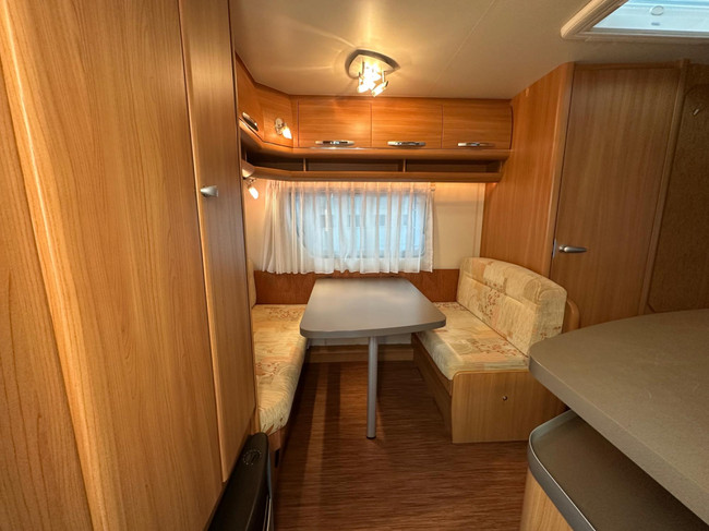 Hobby De Luxe 440 SF photo: 3