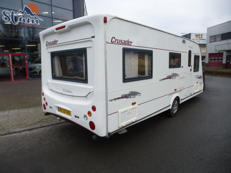 Elddis Crusader Solano 530 mover en voortent  foto: 2