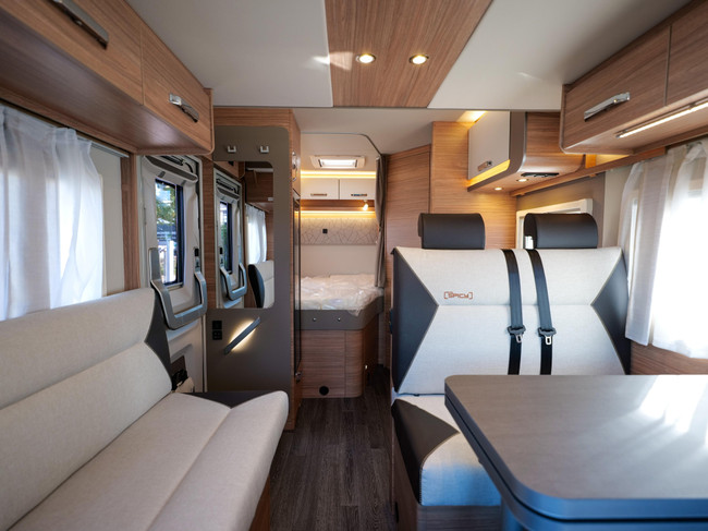 Weinsberg CaraSuite Spicy 650 MF MODEL 2027, automaat foto: 15