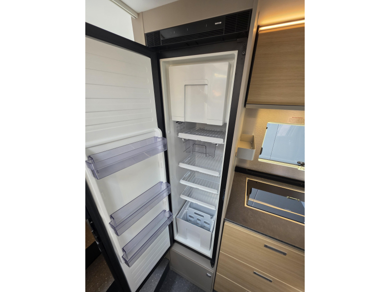 Adria Compact Select DL photo: 13