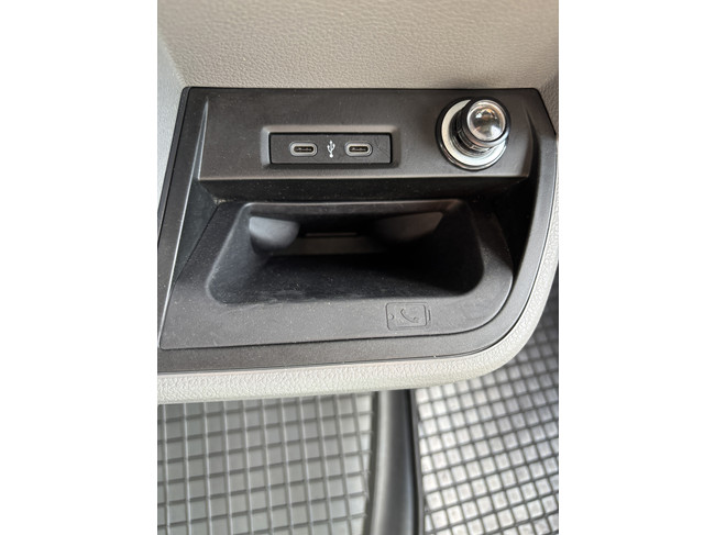 Volkswagen California 6.1 Ocean 2.0 TDI 110 kW / 150 PK DSG foto: 9