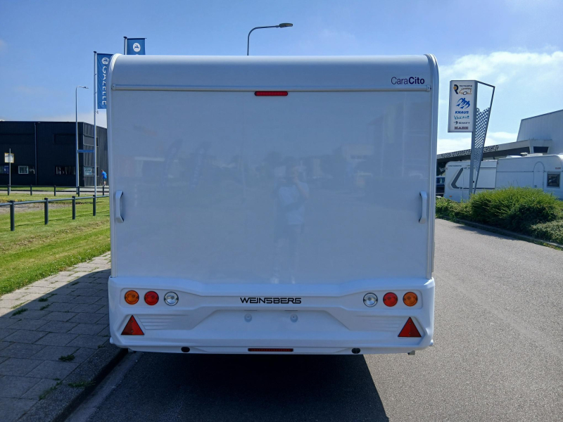 Weinsberg CaraCito 500 QDK Stapelbedden en douche!  foto: 2