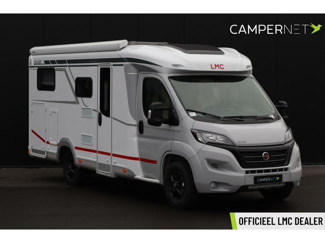 LMC Innovan 592 130pk | Lengtebedden | 5.98m | Luifel | Verwarmde Vuilwatertank | Cruise Control |