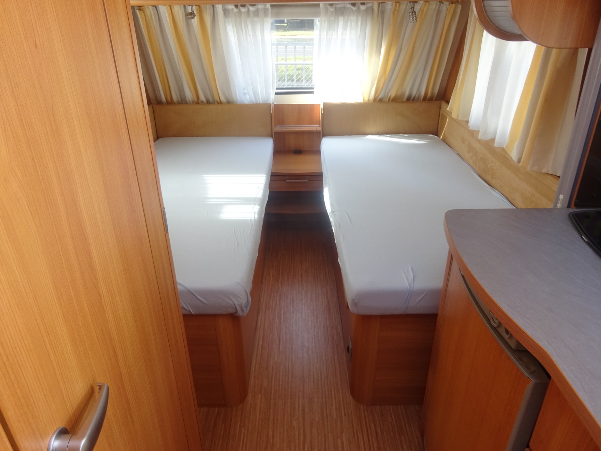 Knaus Sport 500 Enkele Bedden+Rondzit+Mover foto: 10