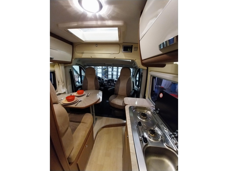 Chausson Twist Prestige met LPG en trekhaak!  foto: 4