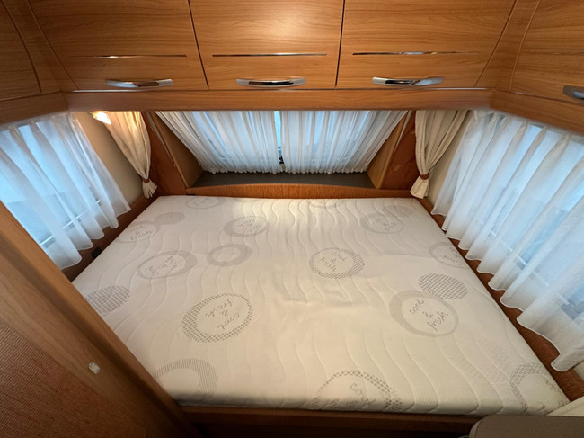 Hobby De Luxe 440 SF photo: 4