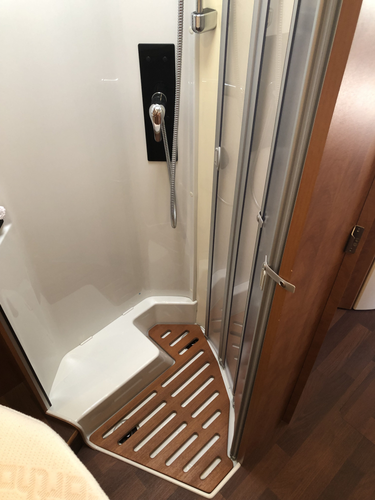Carthago Chic C-Line i50 QUEENSBED HEFBED foto: 48