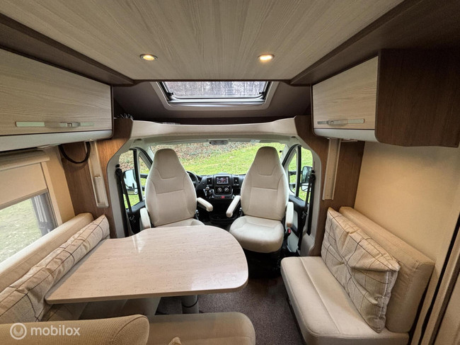 Bürstner Ixeo Time it 734 Fiat 2.3 131pk Euro 5 | Queensbed | Elektr.Hefbed | Aparte douche/ wc | Garage | Camera | Trekhaak | 91dkm | TO foto: 7