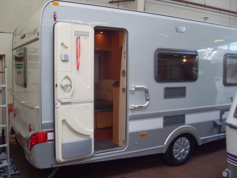 Eriba Sporting Pulse 440 foto: 1