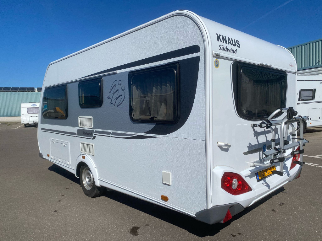Knaus Sudwind 450 FU foto: 2