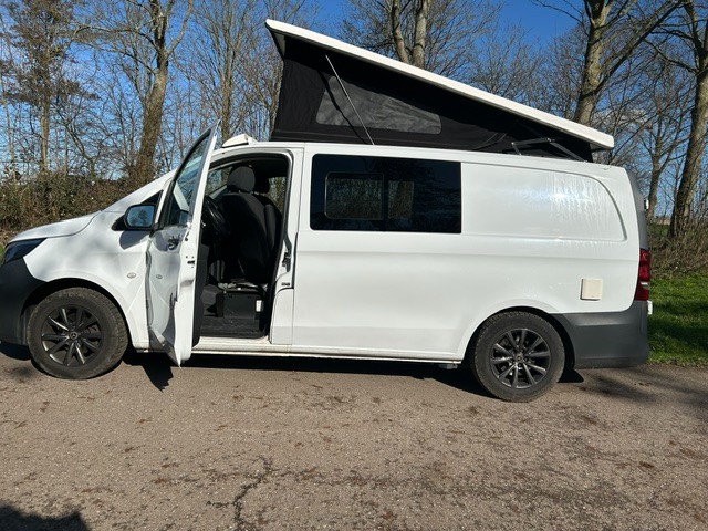 MERCEDES-BENZ VITO foto: 4