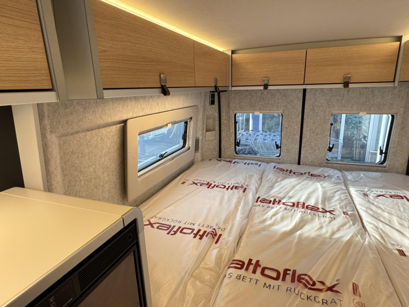 Hymer Yellowstone 640 -- Automaat - 4pers --  foto: 11
