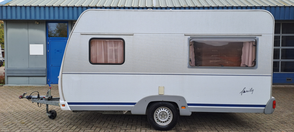 DETHLEFFS Family, Lichtgewicht caravan met voortent foto: 3