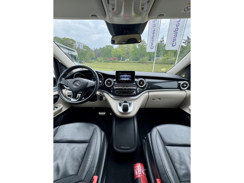 Mercedes-Benz V-Class Marco Polo 220 photo: 16