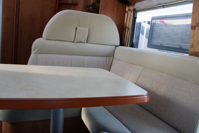 Carthago Chic C Line I 5.0 1e eigenaar Fiat 3.0 liter 160 pk 4250 kg chassis enkele bedden 5 zitplaatsen (122  foto: 30