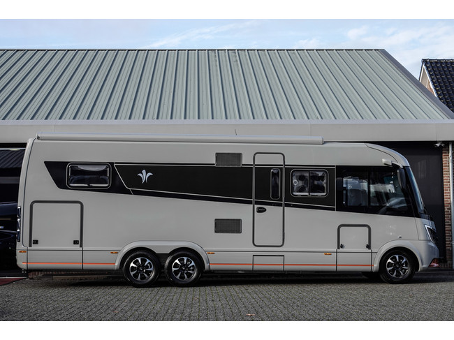 NIESMANN BISCHOFF Arto 85 E 180Pk Automatic | Eifel grey | New | 4-seater | Roof air conditioning photo: 2