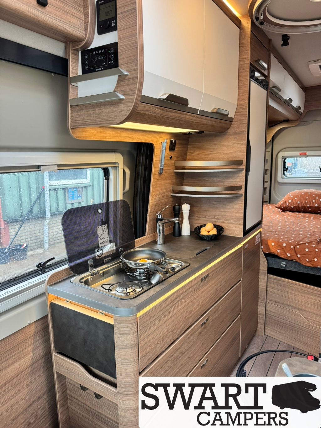 Knaus Boxlife 630 ME Lengtebedden 180 pk automaat foto: 12