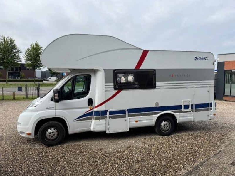 Dethleffs Advantage A 5881 5 persoons stapelbed  foto: 4