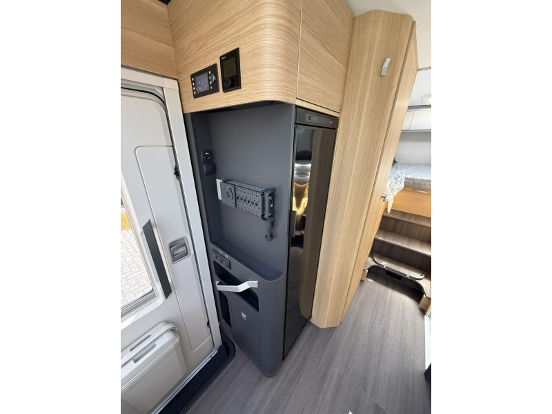 Adria Coral 650 DL - AUTOMATIK Foto: 8