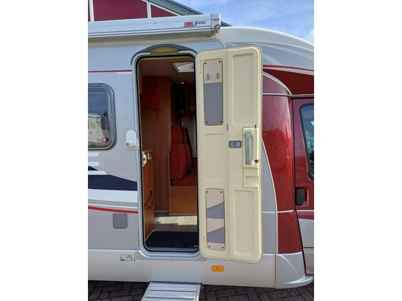 Hymer Eriba 576 ECS  foto: 16