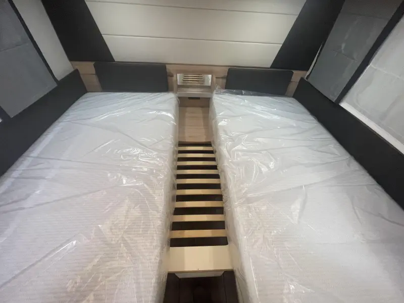 Knaus Sudwind Black Selection 540 UE +Panoraam+Vloerverwarming  foto: 15