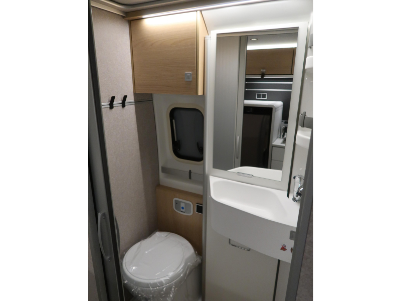 Hymer Yellowstone 601 AUTOM HEAVY CHASSIS!!  foto: 9