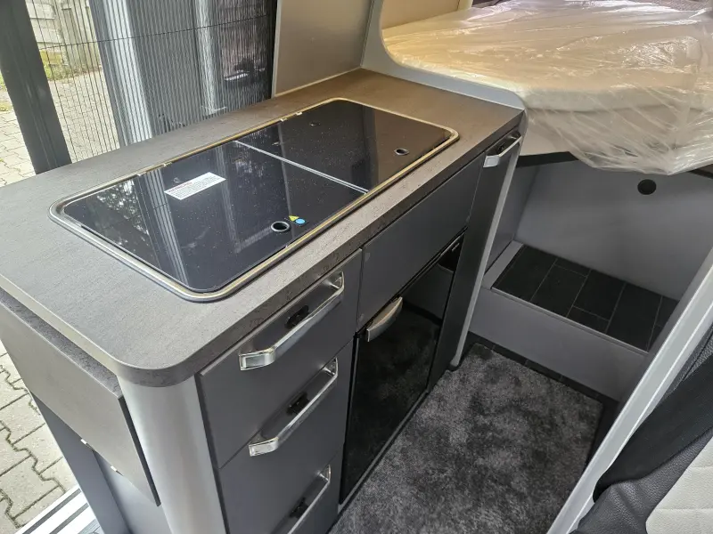 Weinsberg CaraBus 600 ME Grijs nw mod. 2026 autom  foto: 12