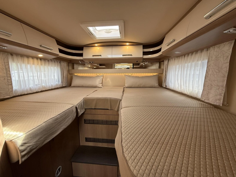 Carthago C-Tourer T 148 LE H Mercedes-Benz foto: 13