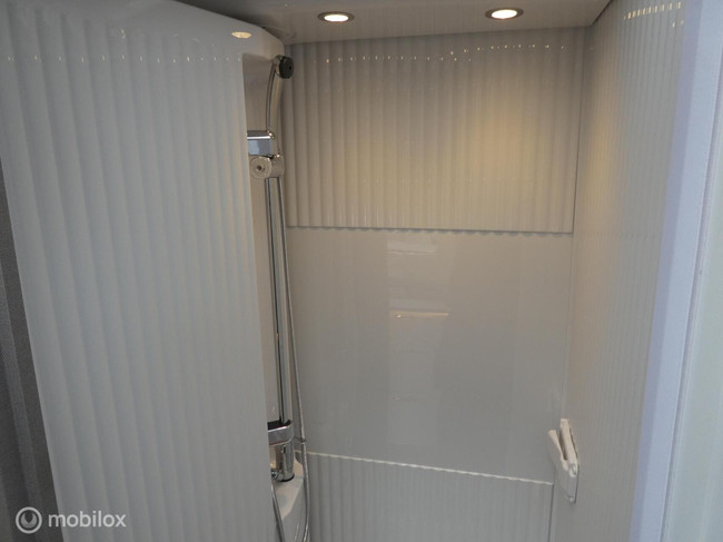 Hymer Etrusco T6900 SB COMPLETE AUTOMAAT foto: 23