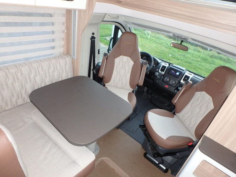 B&uuml;rstner Limited T 690 G HISTORIE BEKEND !! Foto: 12