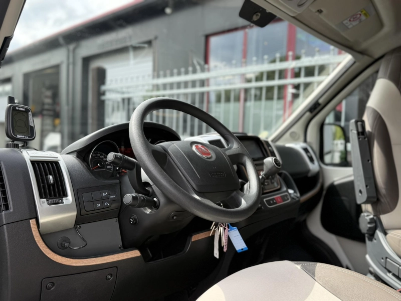 Carthago C-Tourer T 143 LE  foto: 7