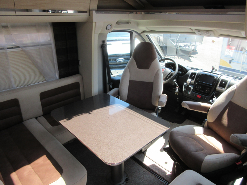 Adria Coral Plus S 670 SL 150hp AUTOMATIC MAXI LEVEL photo: 2